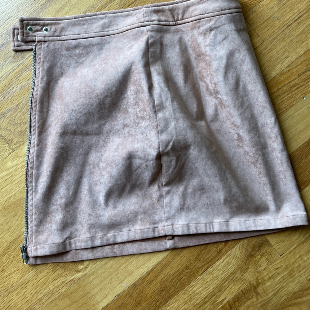 NEW Kendall and Kylie Faux Suede Skirt